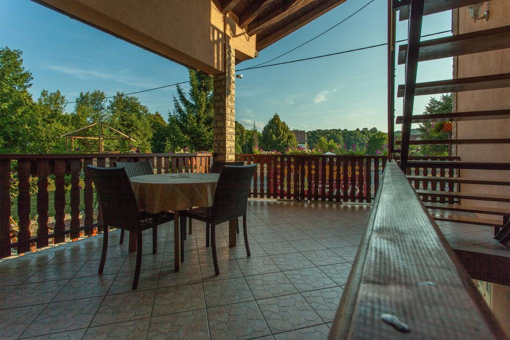 Guesthouse Zalac Slunj Bagian luar foto