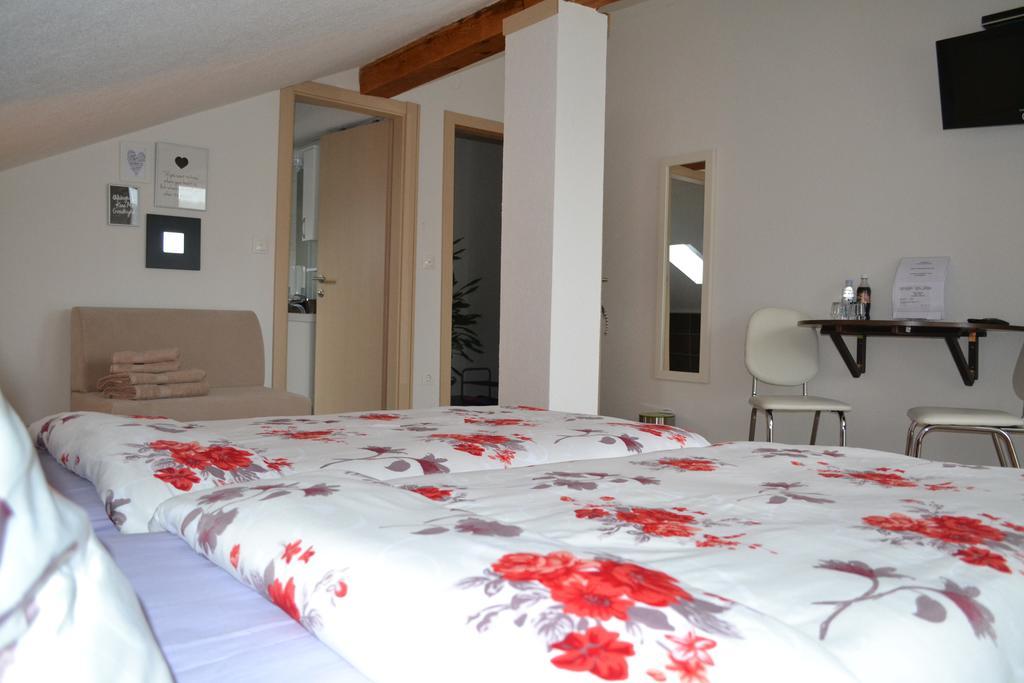 Guesthouse Zalac Slunj Bagian luar foto